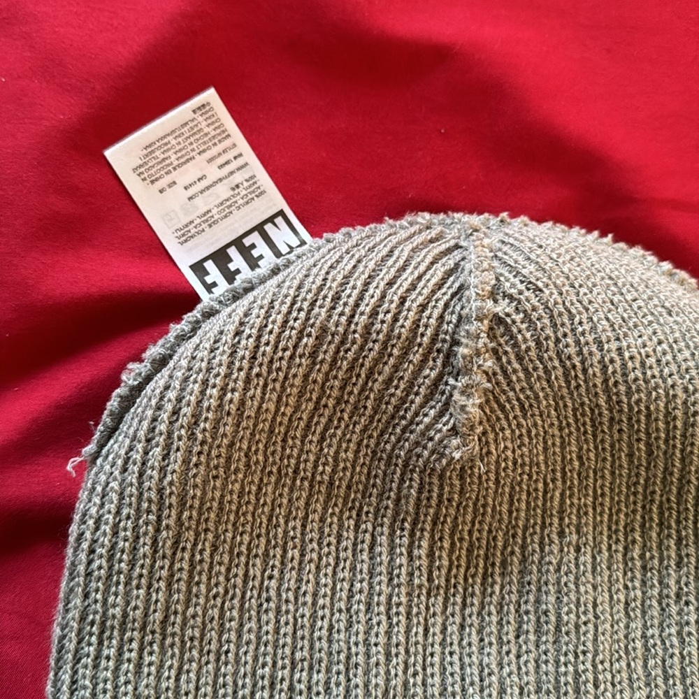 Neff beanie - Picture 5 of 5